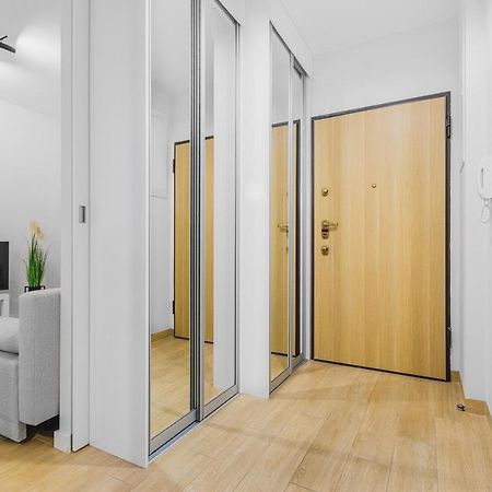 Floris Apartment Лодзь Экстерьер фото