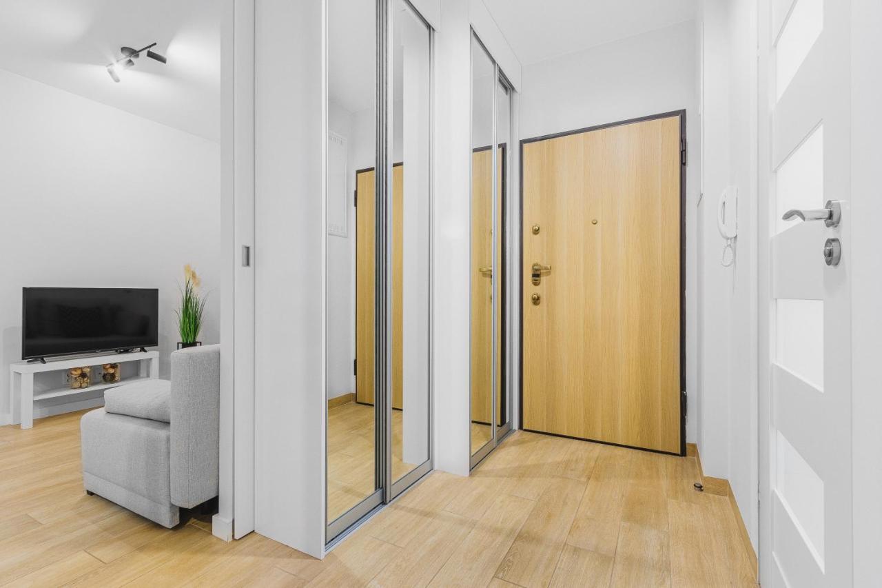 Floris Apartment Лодзь Экстерьер фото